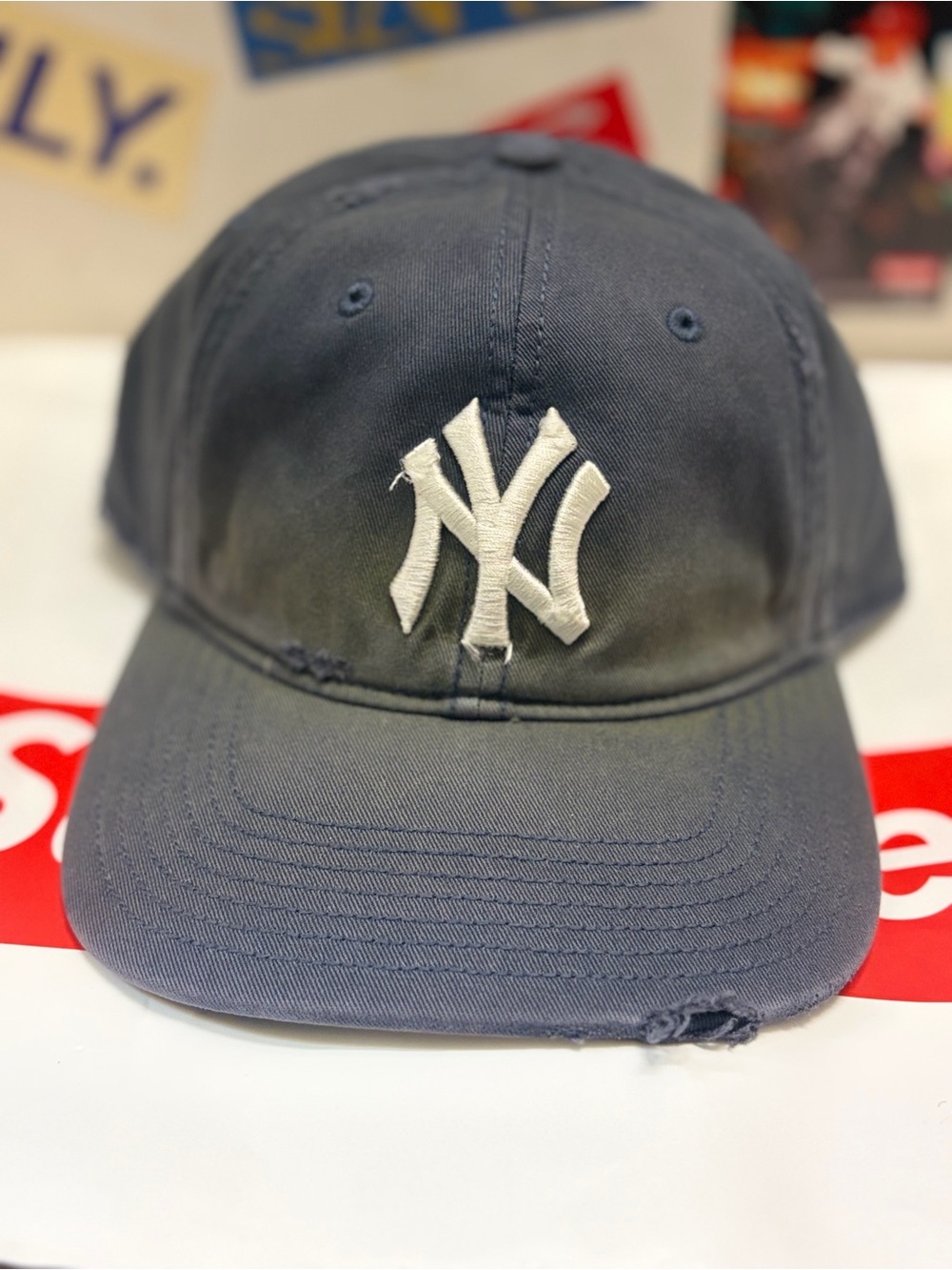 Kith ‘47 New York Yankees Washed Franchise LS Cap Granite 2026 - In hand Size M